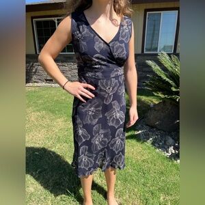 Vintage Y2K/90s Floral Midi Dress (Size 4)